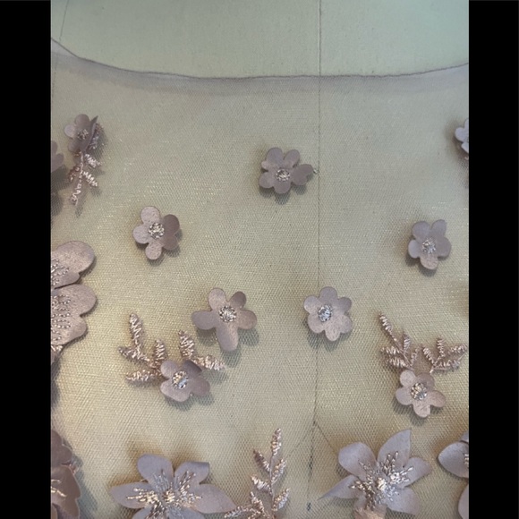 Teuta Matoshi Gown brand new - Picture 5 of 11